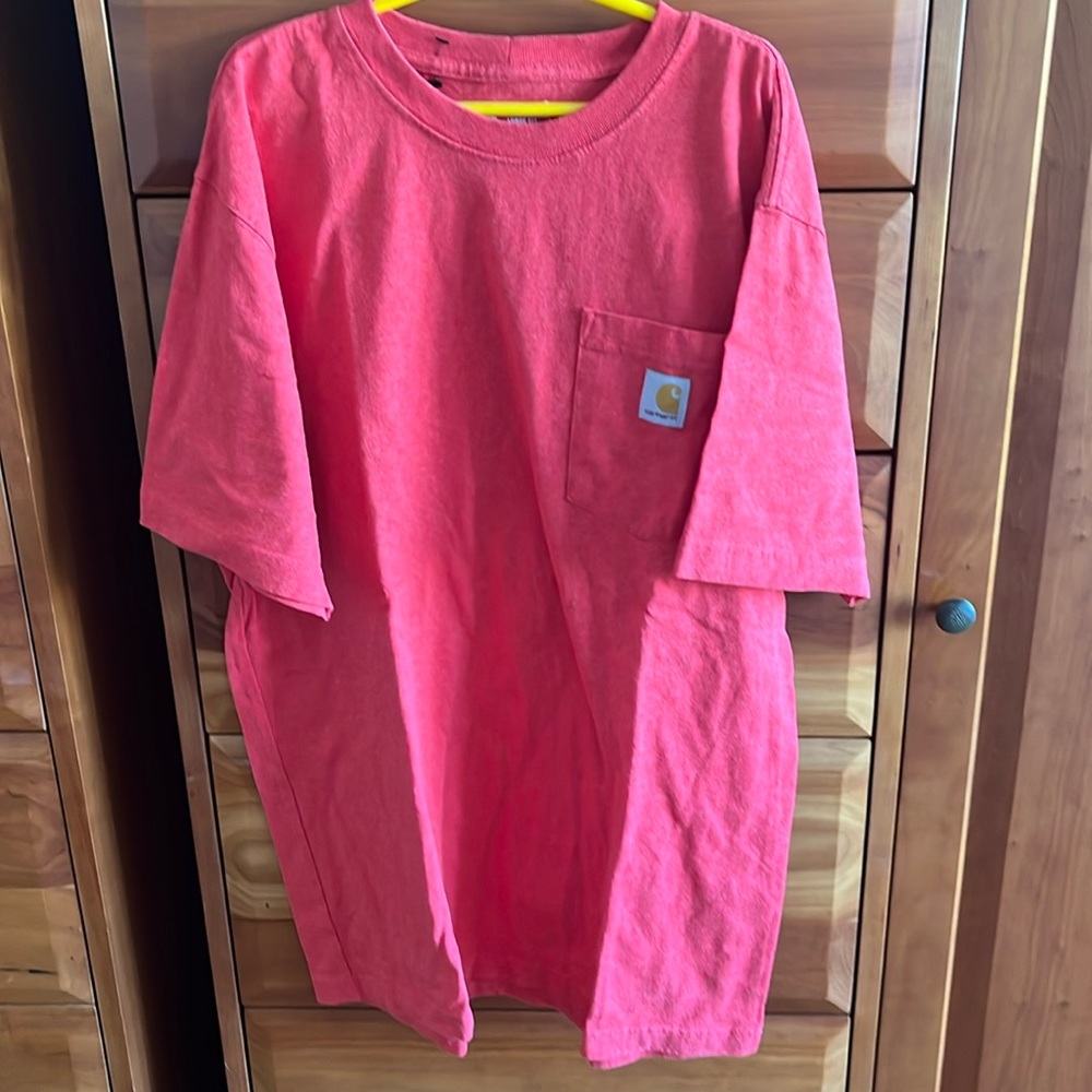 Carhartt Men’s Loose Fit Heavyweight Short Sleeve Pocket Tee size Medium, red